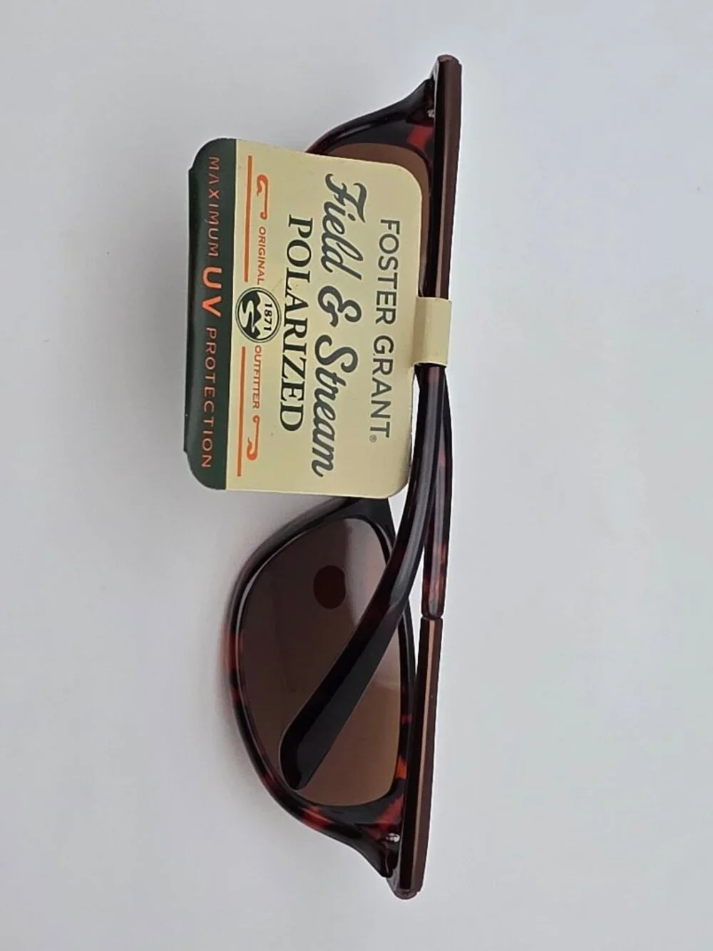 Field & Stream Cascade Tortoise Frame Polarized Brown Lens Sunglasses w/ Case